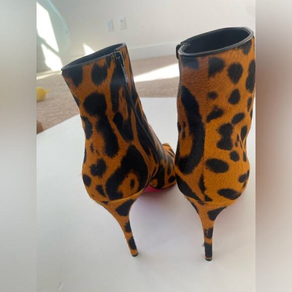 Christian Louboutin So Kate Booty 85 Leopard Heel Bootie EU 40.5 - Picture 6 of 13